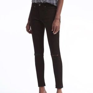 ZERO GRAVITY SKINNY BLACK BANANA REPUBLIC